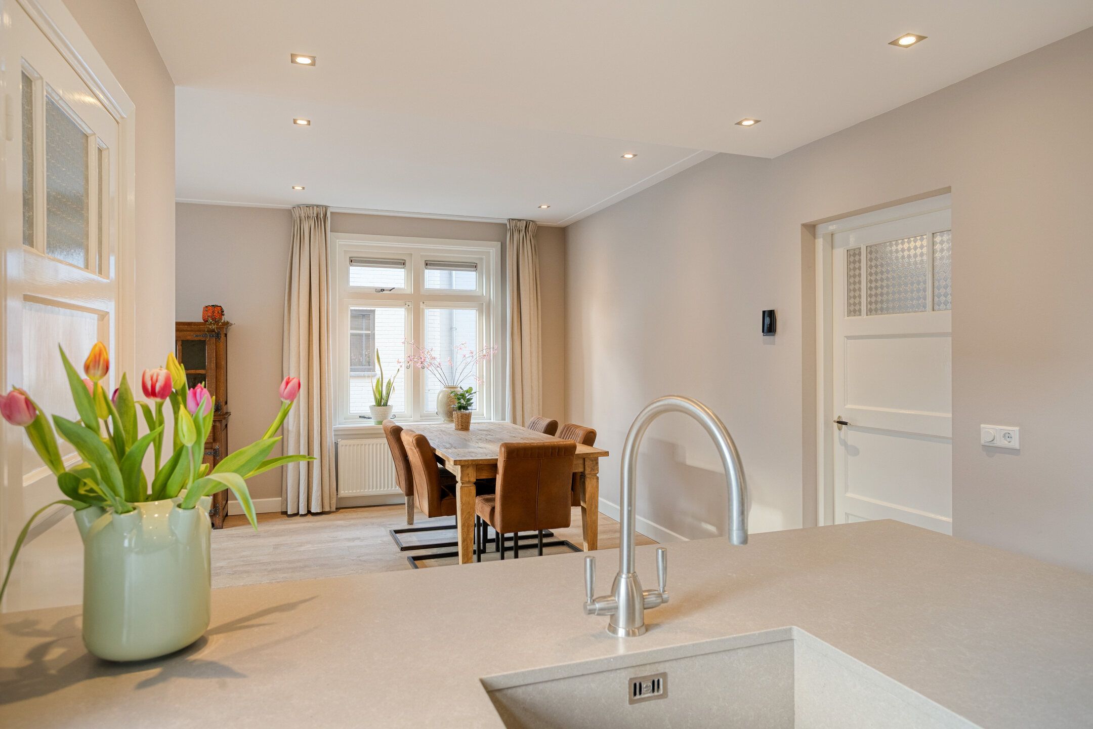 Foto 12 van Molenparkweg 25