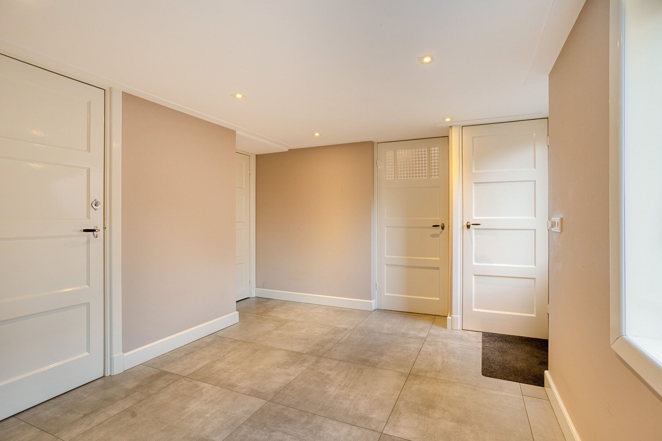 Foto 15 van Molenparkweg 25