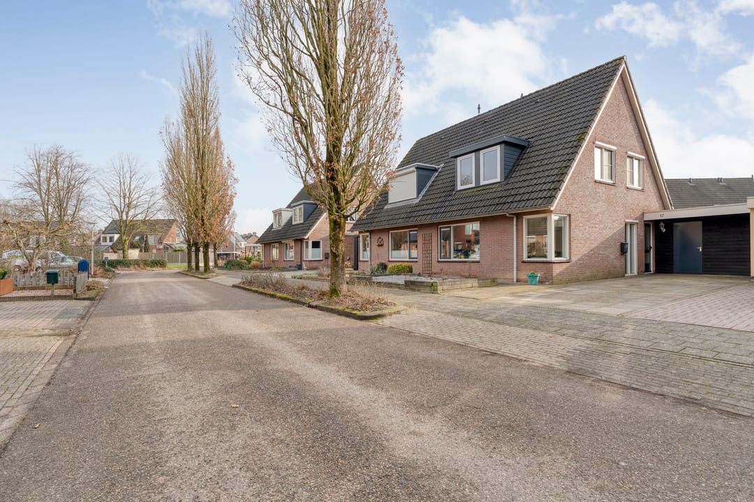 Photo 2 of Anne Franklaan 17