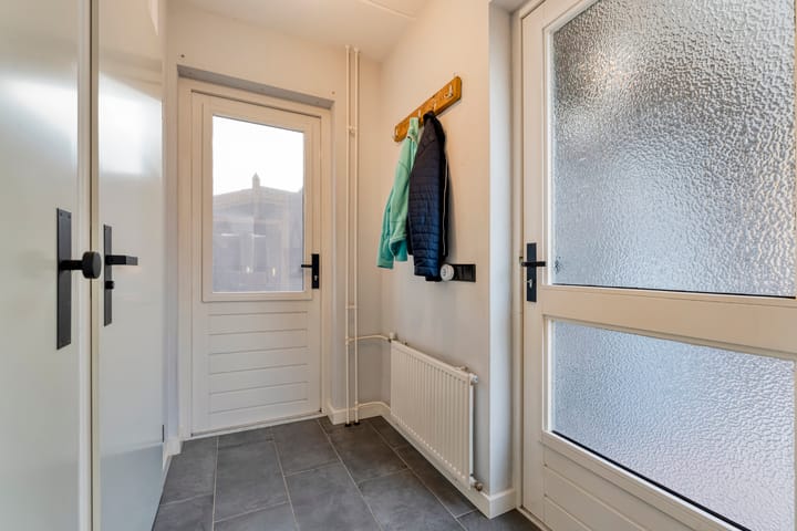 Photo 7 of Anne Franklaan 17