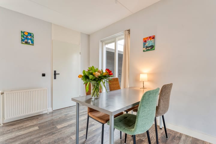 Photo 12 of Anne Franklaan 17