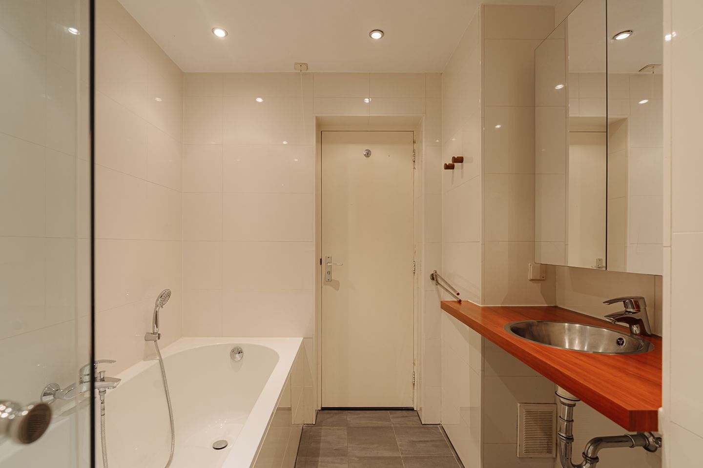 Foto 19 van Van Nijenrodeweg 440