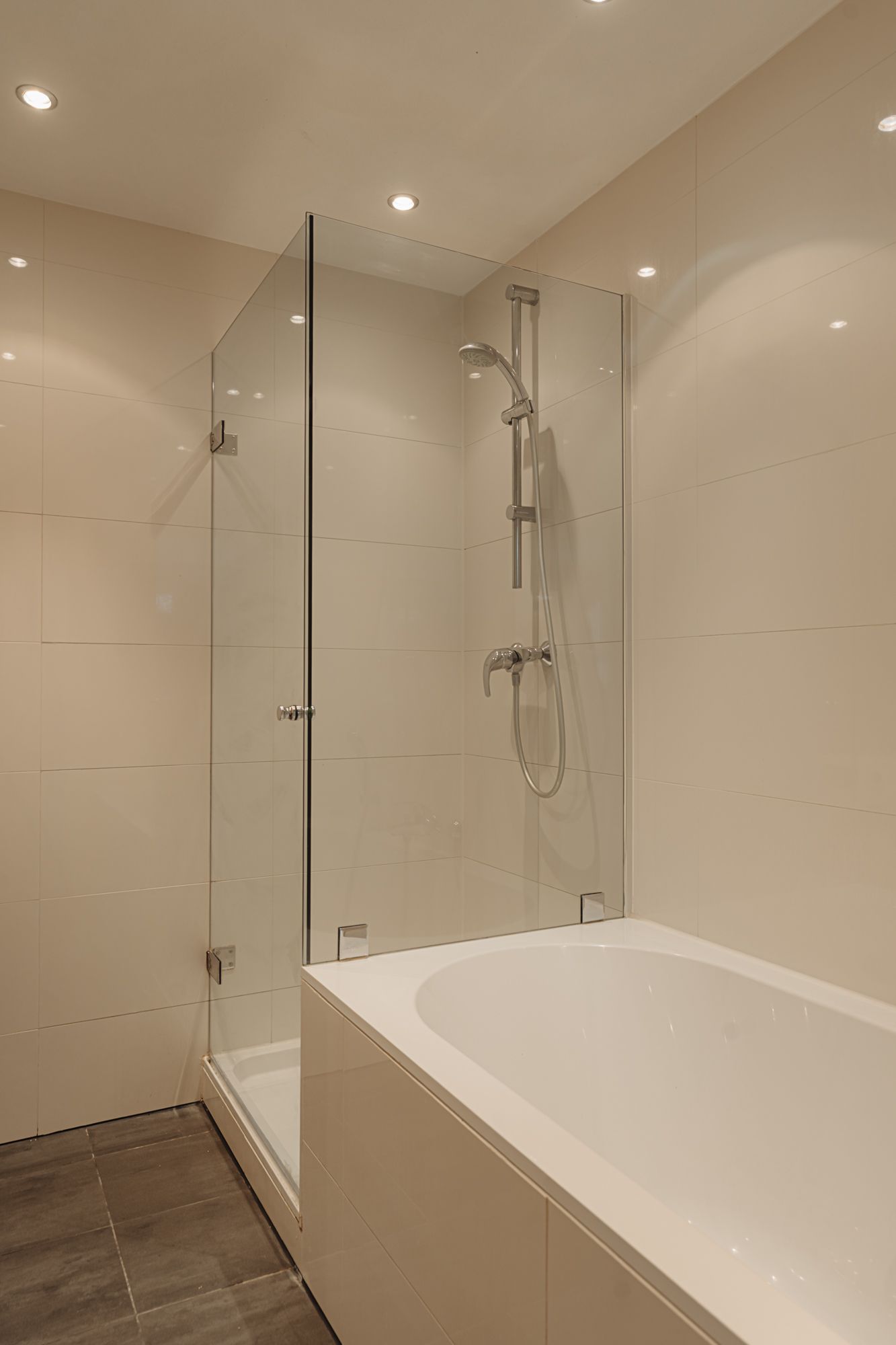 Foto 20 van Van Nijenrodeweg 440