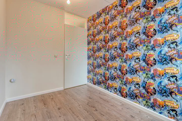 Photo 22 of Anne Franklaan 17