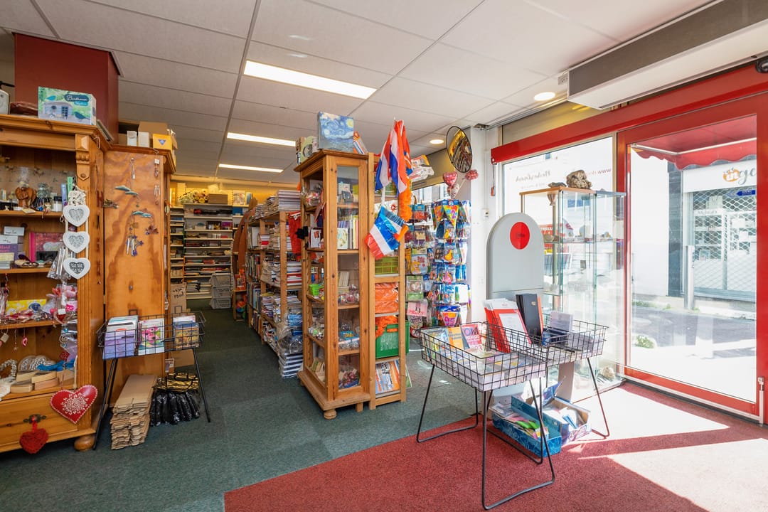 Photo 8 of Lopikerstraat 2