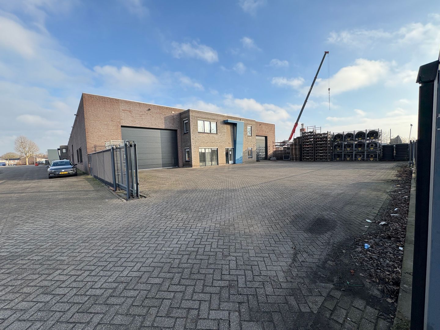 Bekijk foto 1 van Kanaaldijk-Noord 157