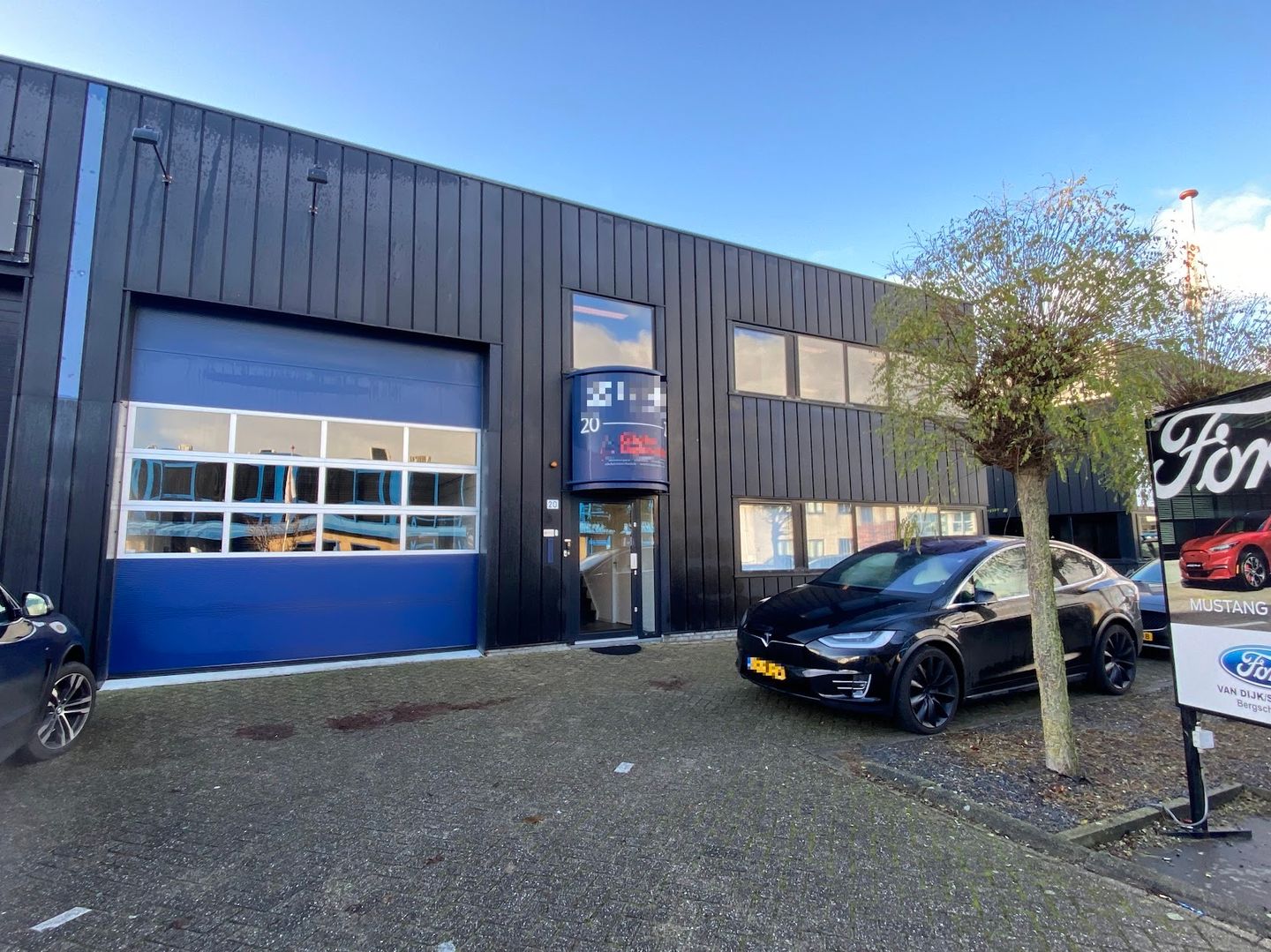 Bekijk foto 1 van Weg en Land 20