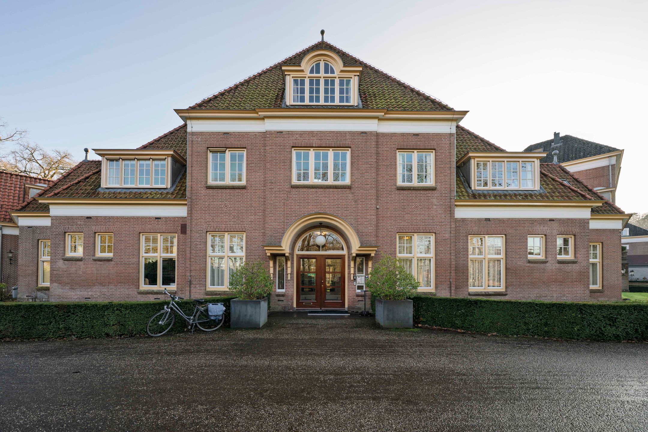 Foto 45 van Badhuislaan 57