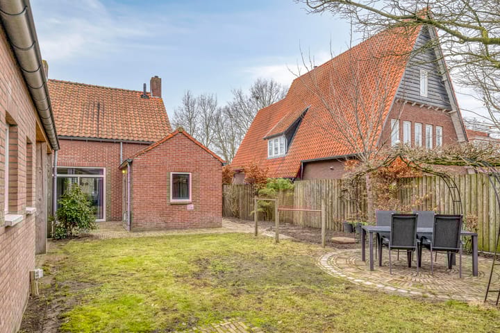 Foto 45 van De Brug 18