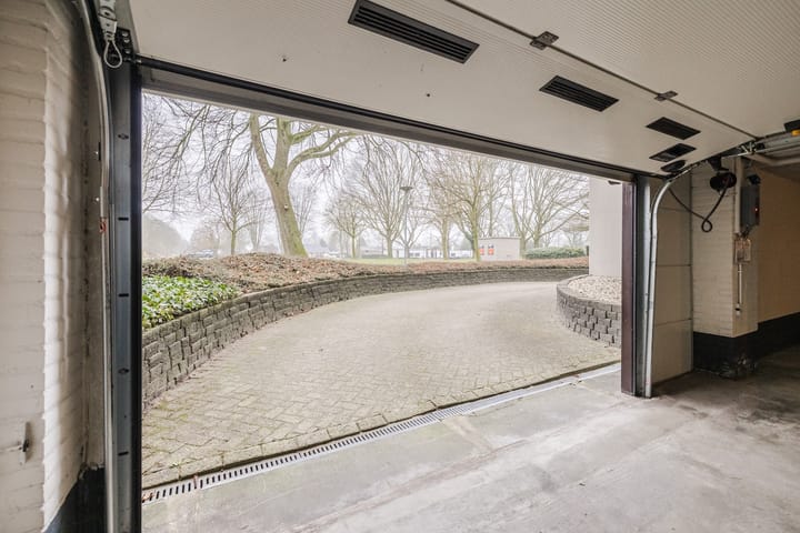 Photo 43 of Alteveerstraat 212