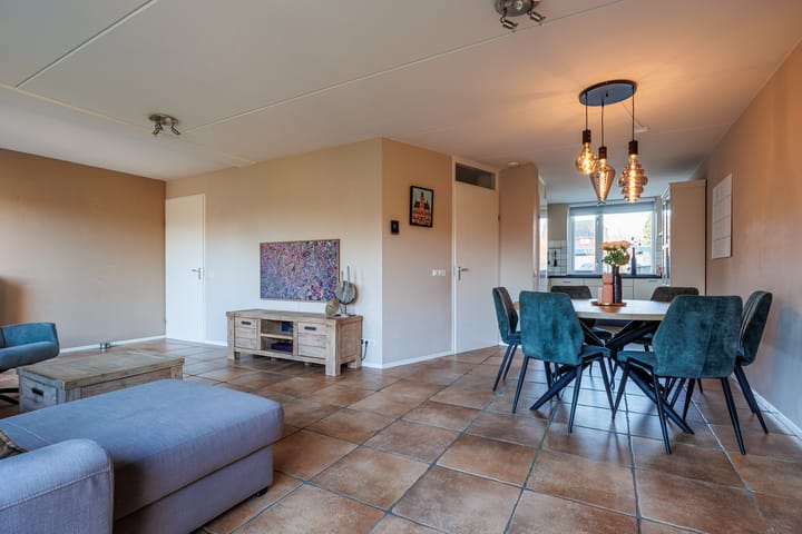 Photo 2 of Loodsstraat 26