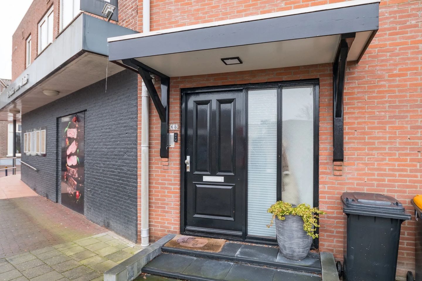 View photo 5 of Dorpsstraat 66-68