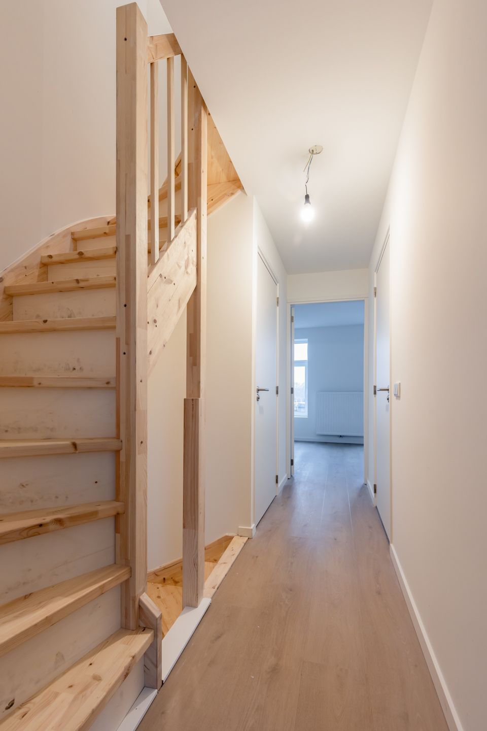 Photo 22 of Cazenderstraat 8