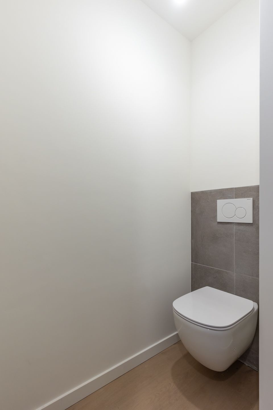 Photo 23 of Cazenderstraat 8