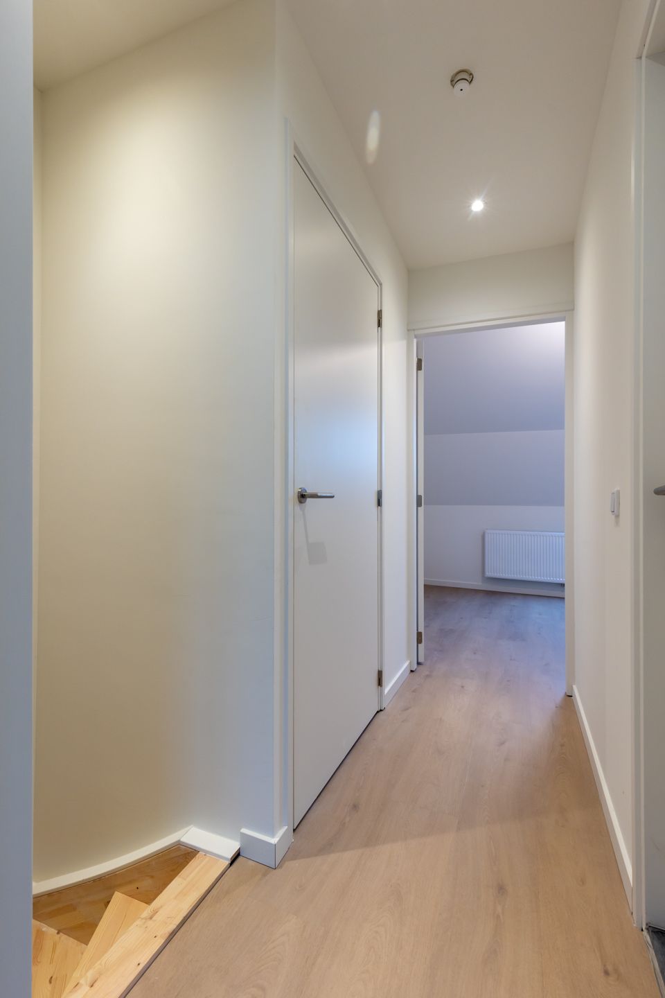 Photo 24 of Cazenderstraat 8