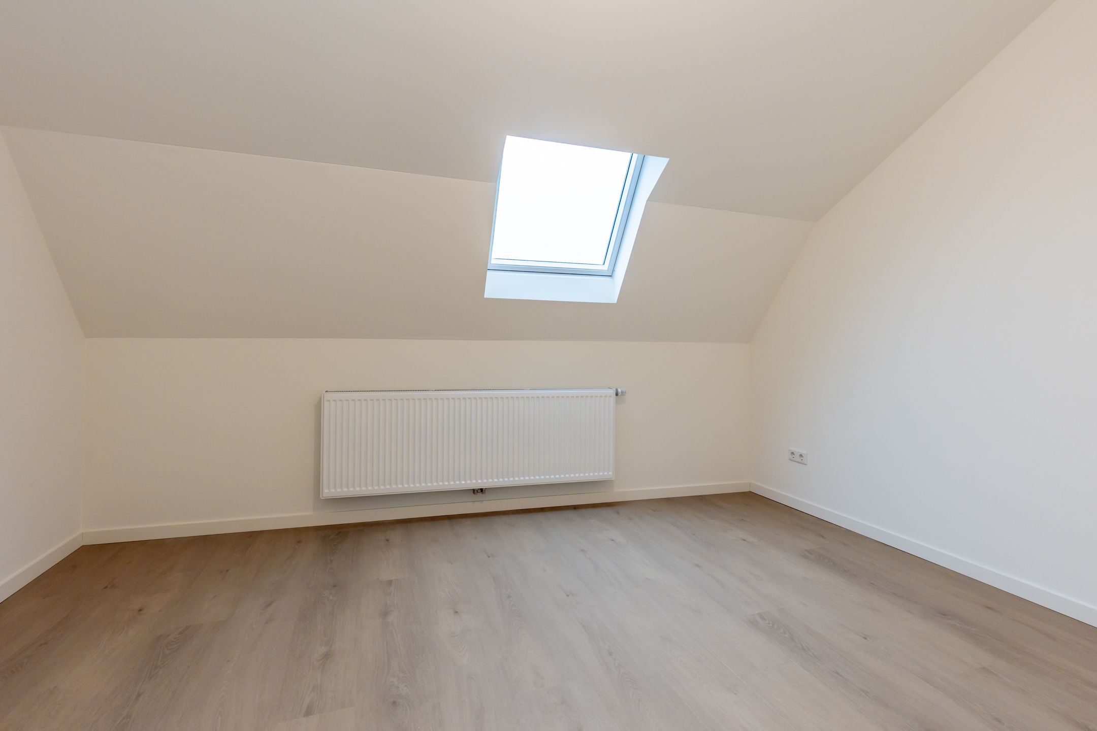 Photo 27 of Cazenderstraat 8