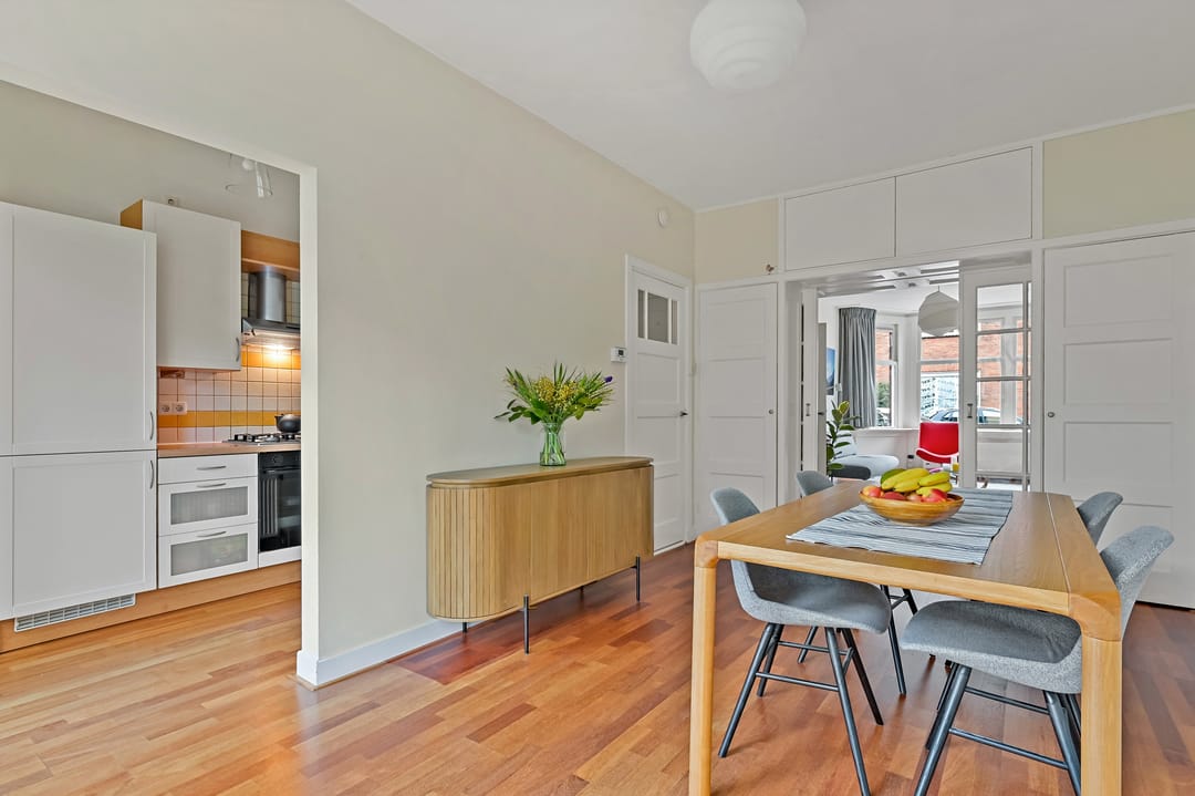 Foto 11 van De Moucheronstraat 35