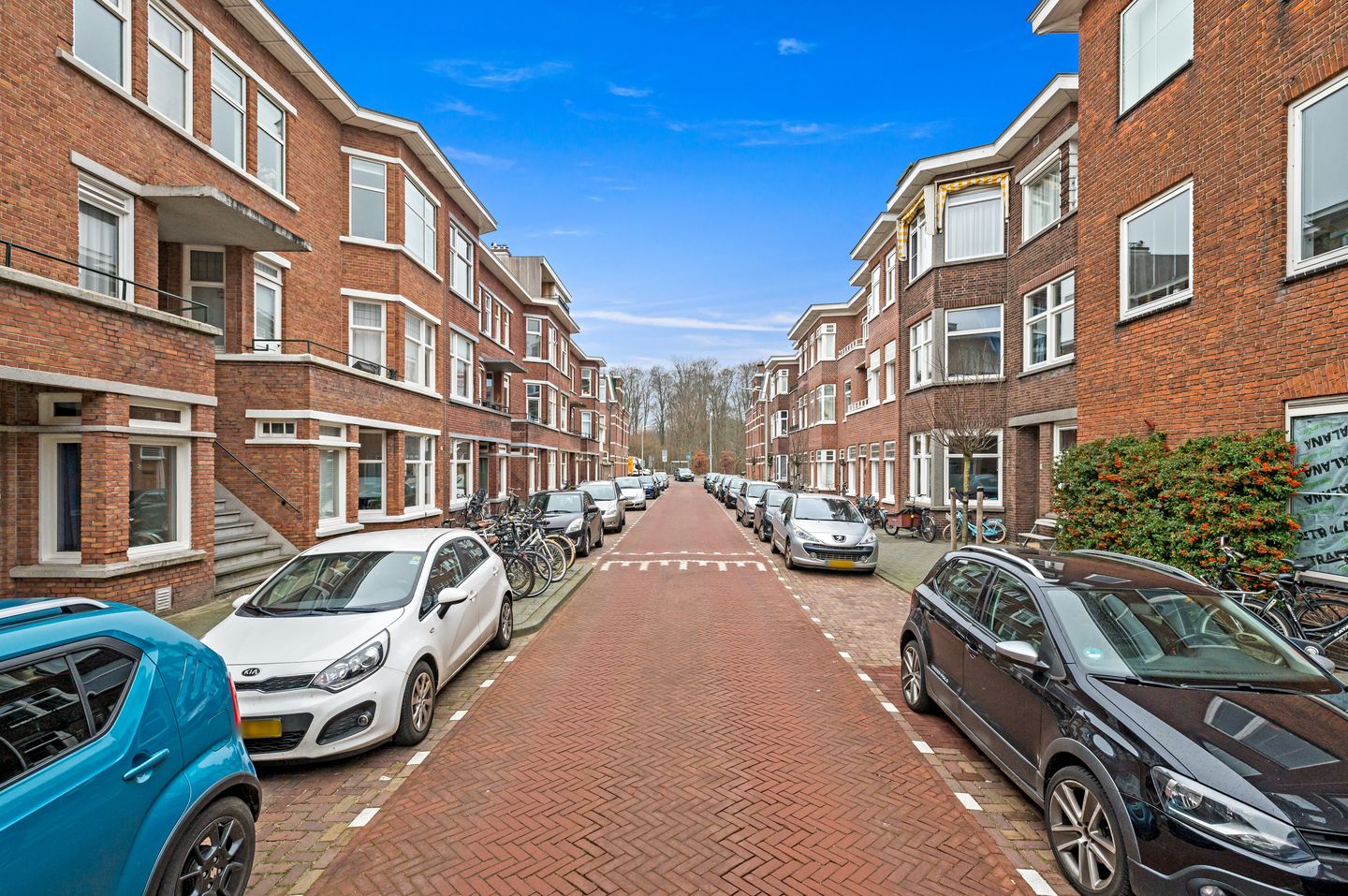 Foto 5 van De Moucheronstraat 35