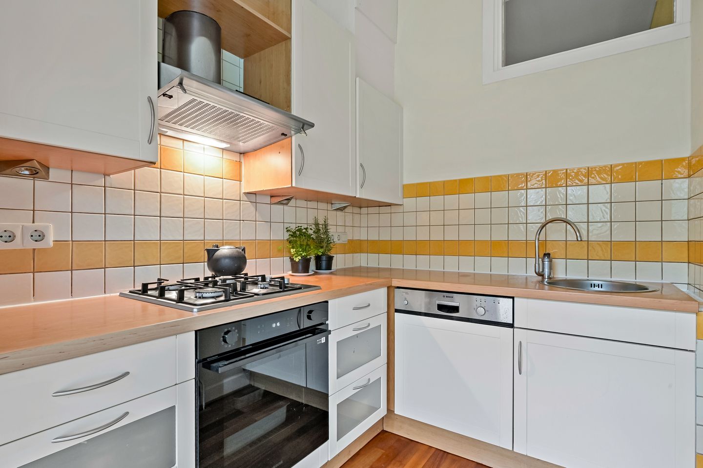 Foto 14 van De Moucheronstraat 35