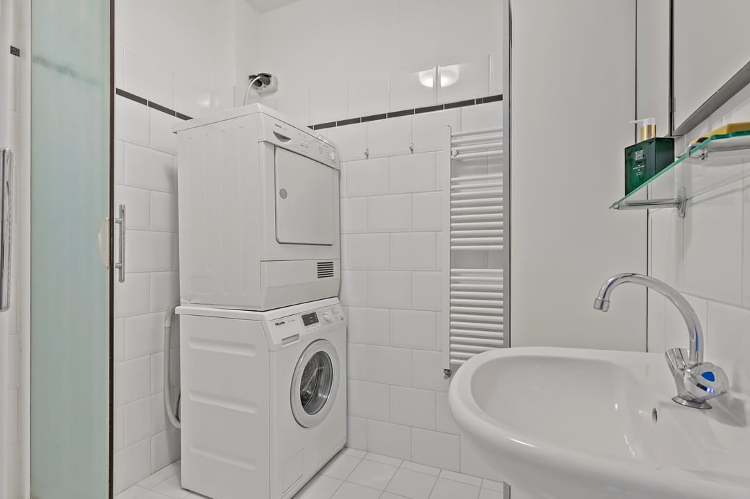 Foto 16 van De Moucheronstraat 35