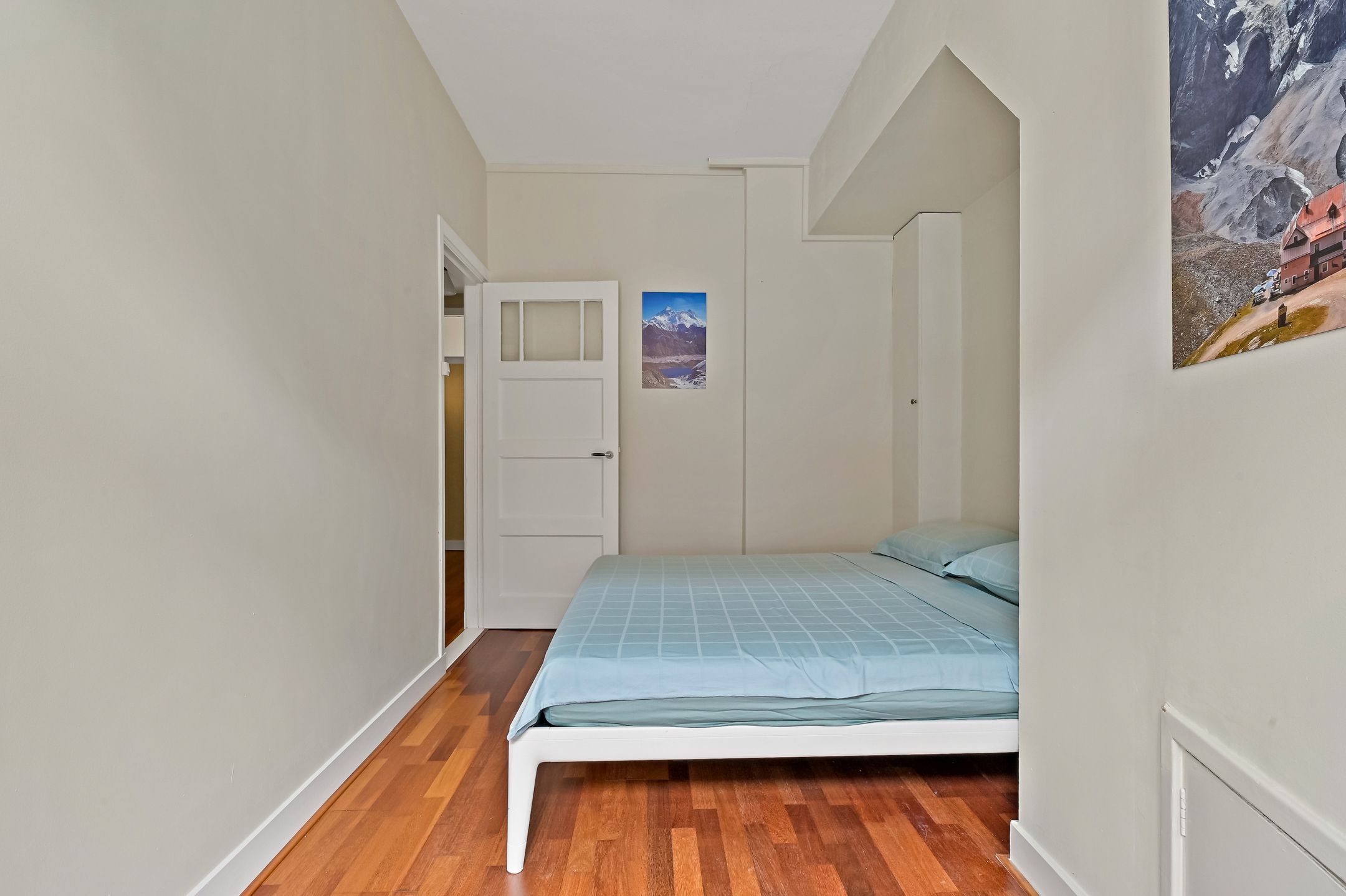 Foto 21 van De Moucheronstraat 35