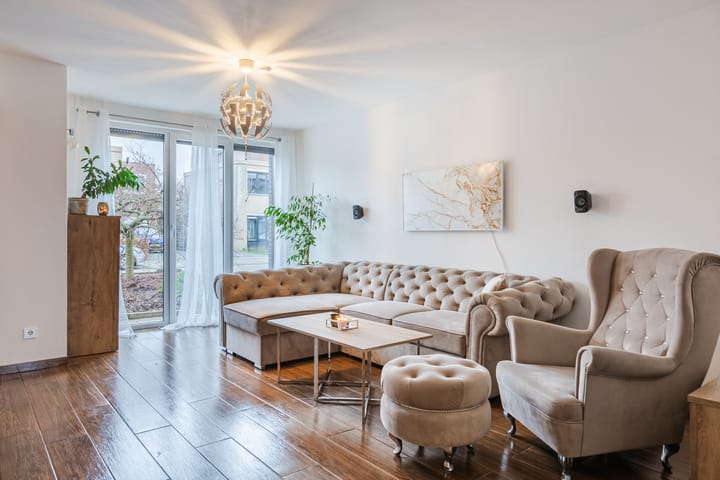 Foto 2 van Naardenstraat 129