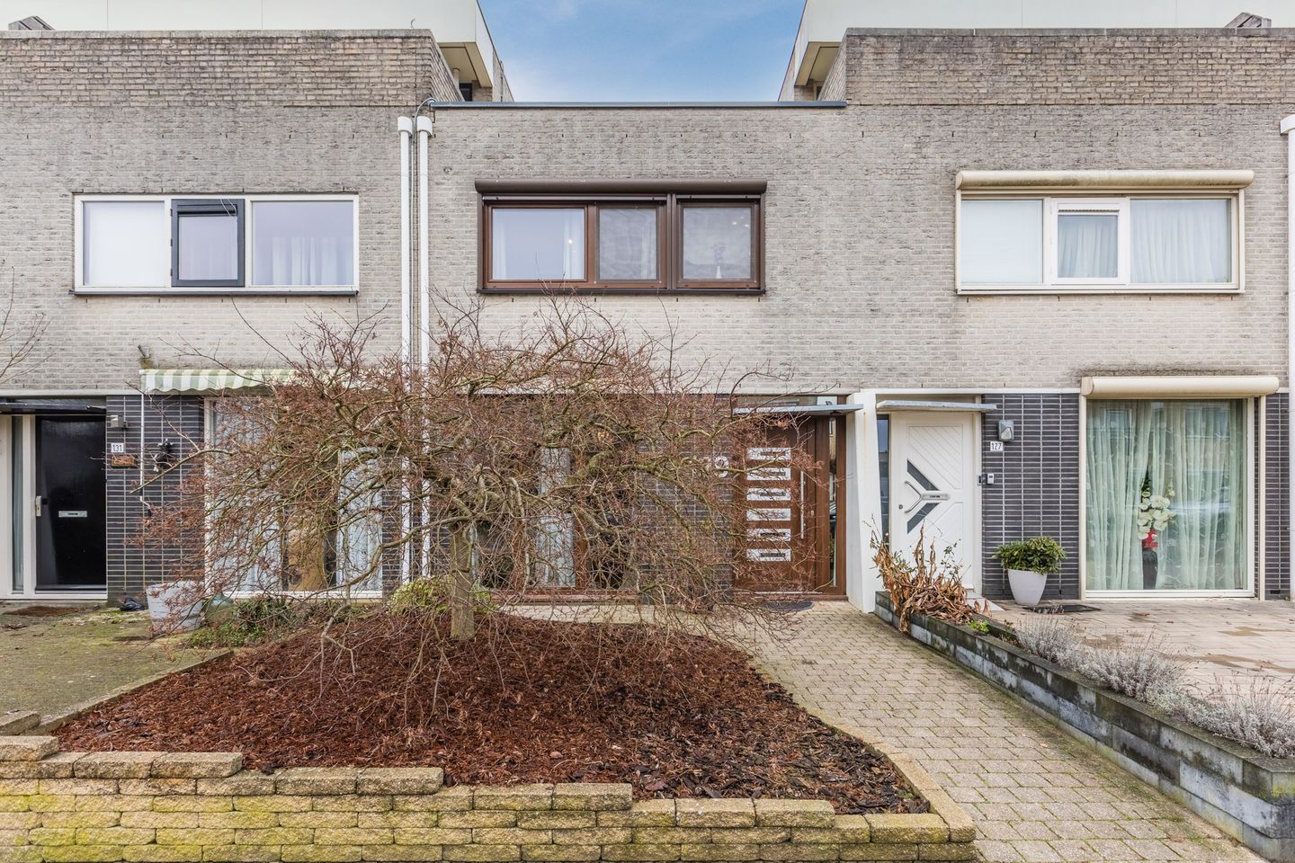 Foto 34 van Naardenstraat 129