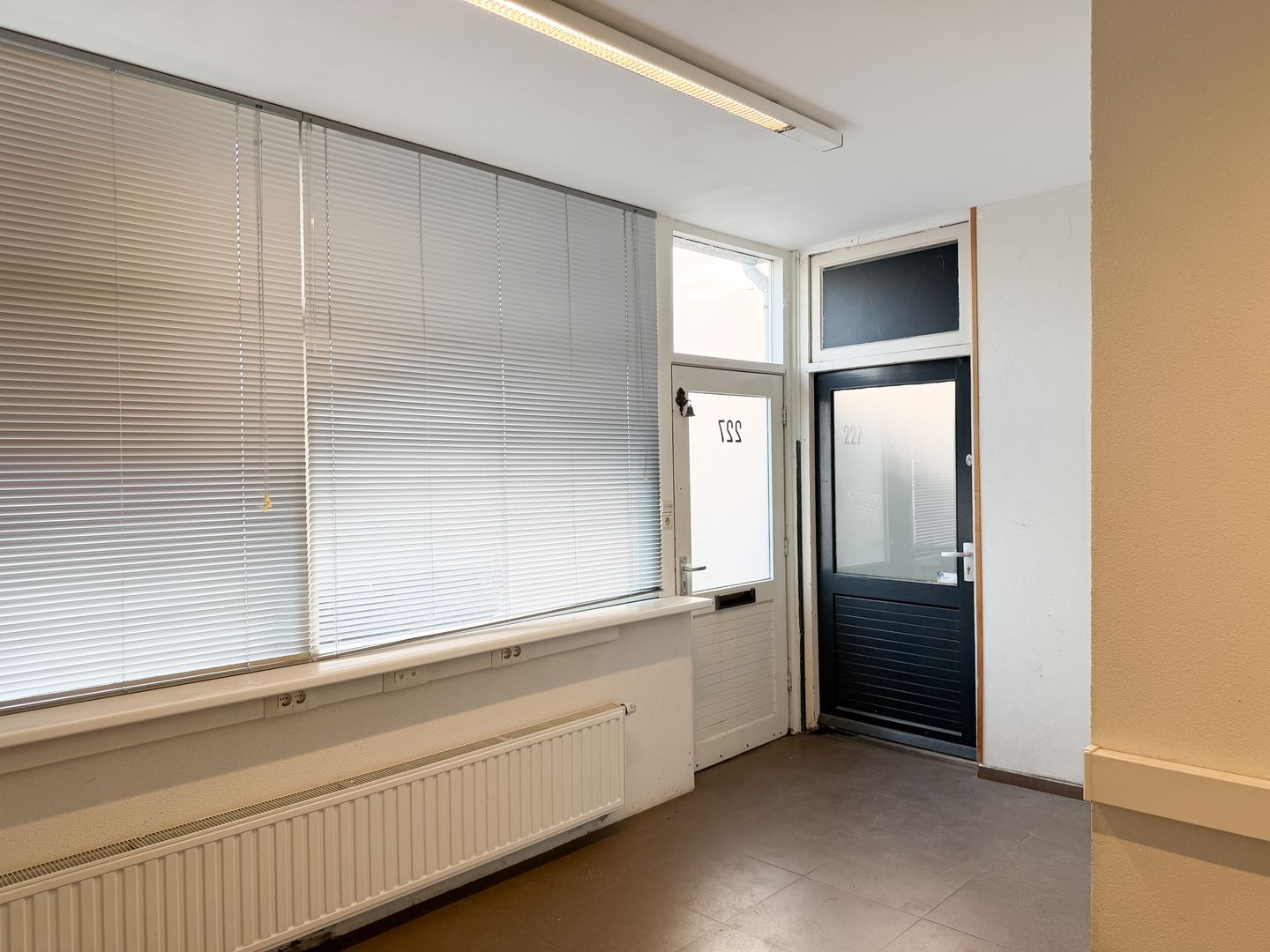 View photo 4 of Pampuslaan 227