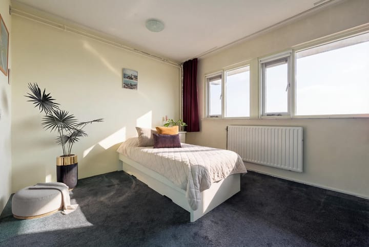 Photo 12 of Dokter van Stratenweg 740