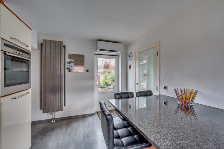 Foto 11 van Burg Gielenstraat 26