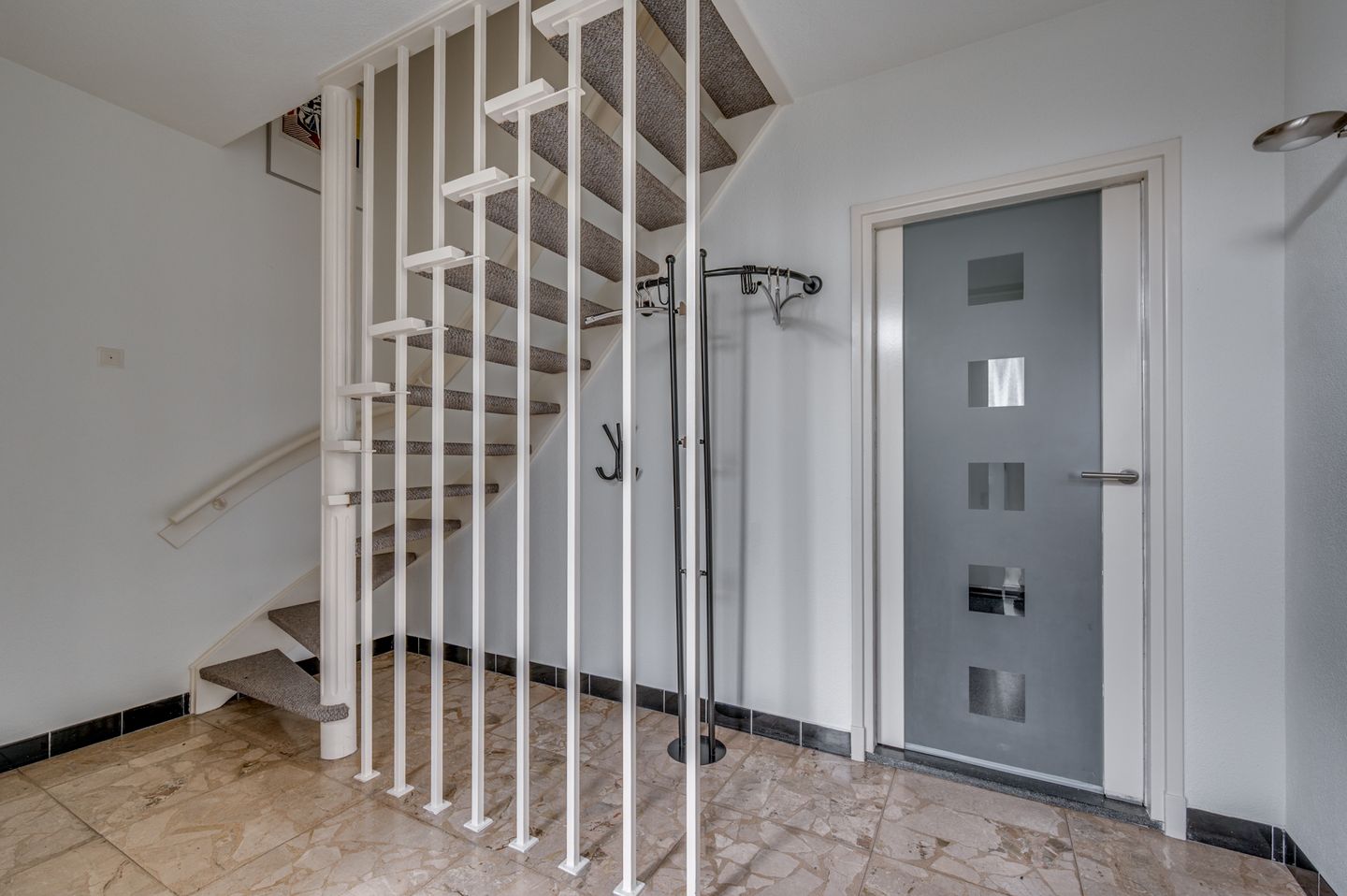 Photo 19 of Burg Gielenstraat 26