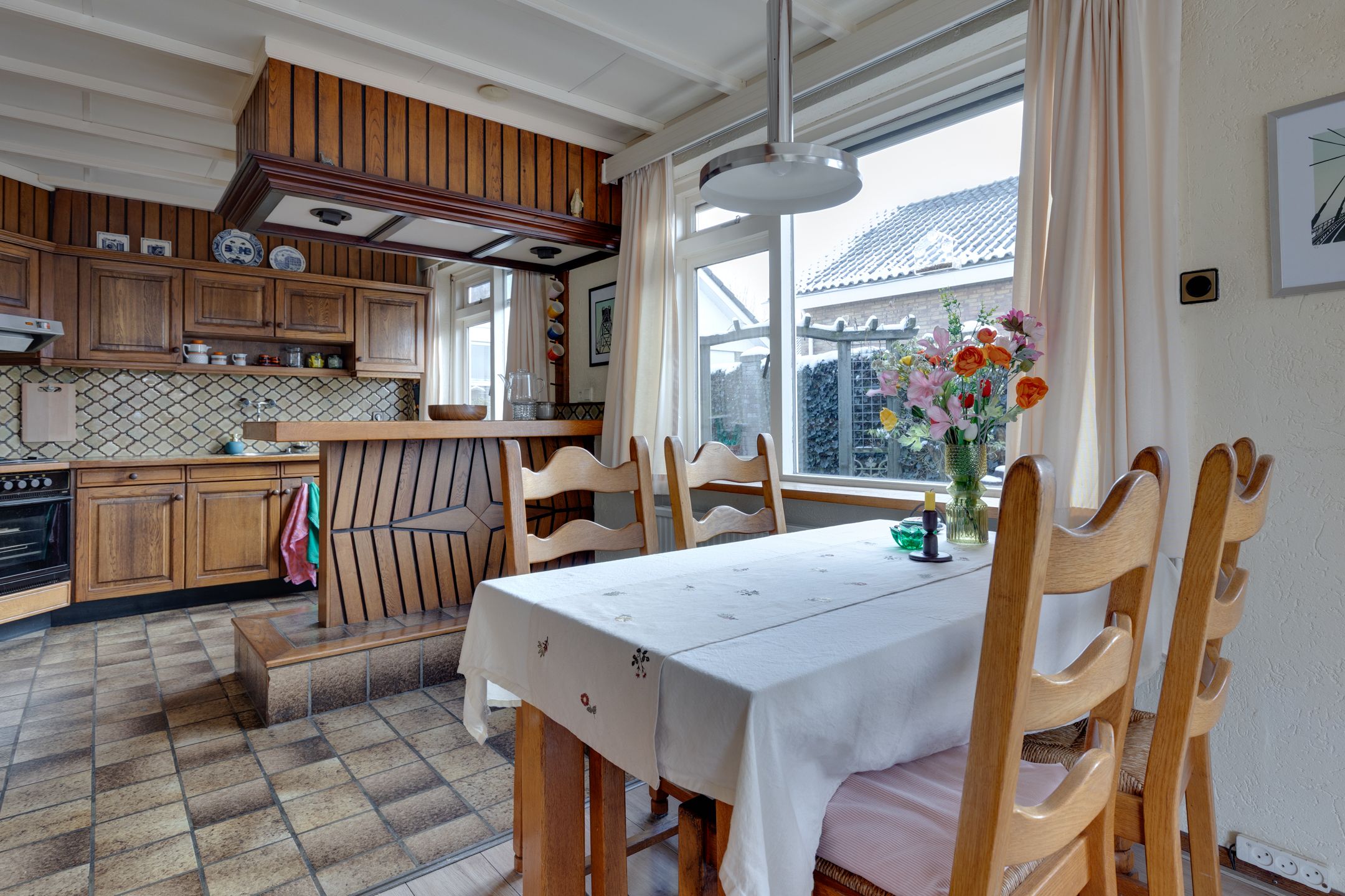 Foto 18 van van Raesfeltstraat 40