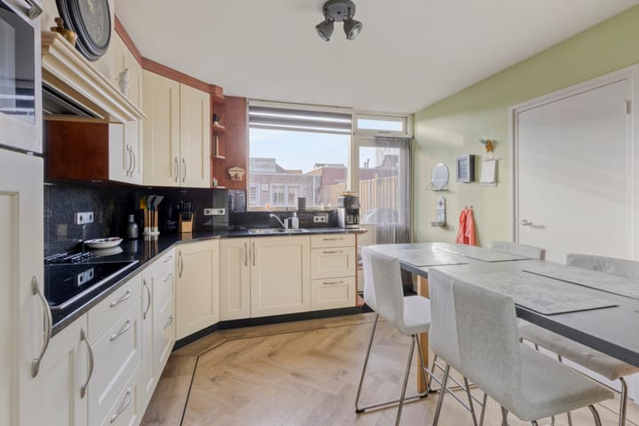 Foto 15 van Bergen op Zoomstraat 69