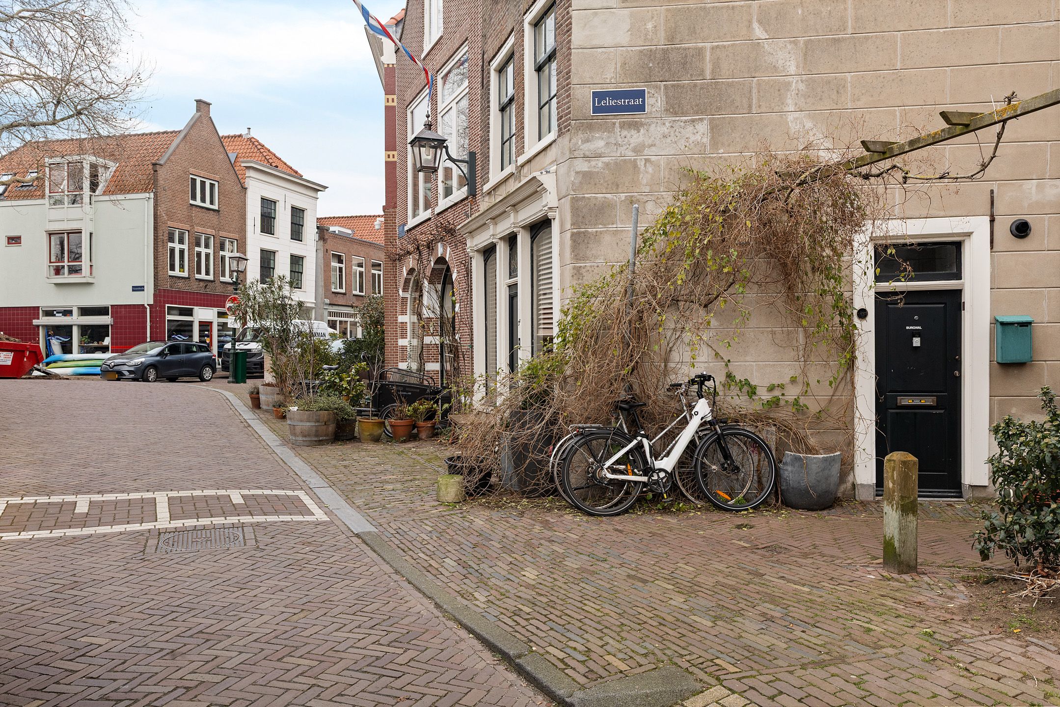 Photo 27 of Leliestraat 11-ZW
