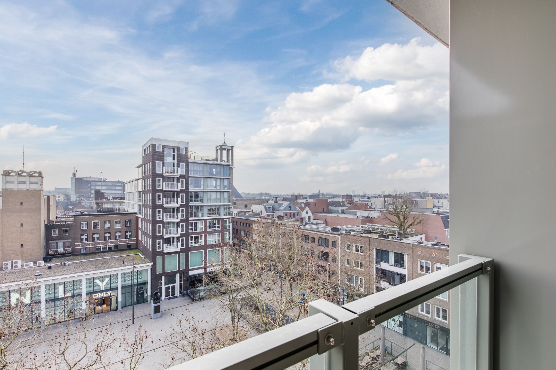 Foto 21 van Plein 1944 89-D