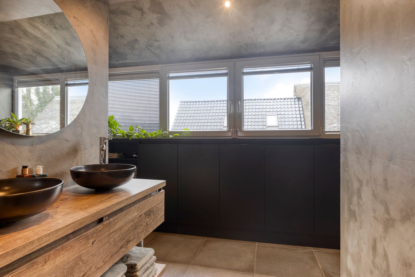 Photo 50 of Euroweg 143