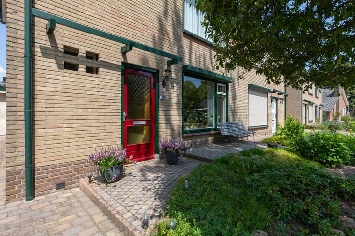 Photo 5 of Pastoriestraat 12