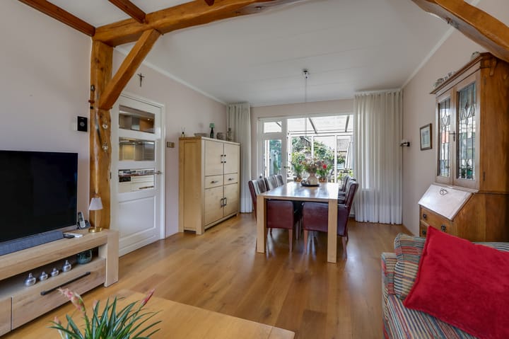 Photo 10 of Pastoriestraat 12