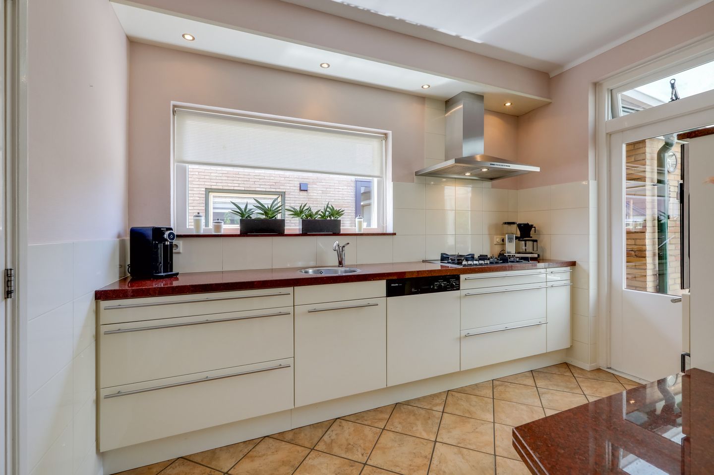 Foto 14 van Pastoriestraat 12