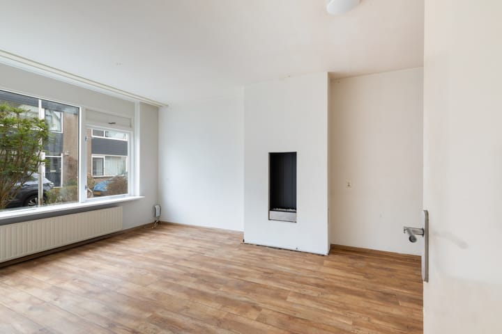 Photo 2 of Vuurdoornlaan 17