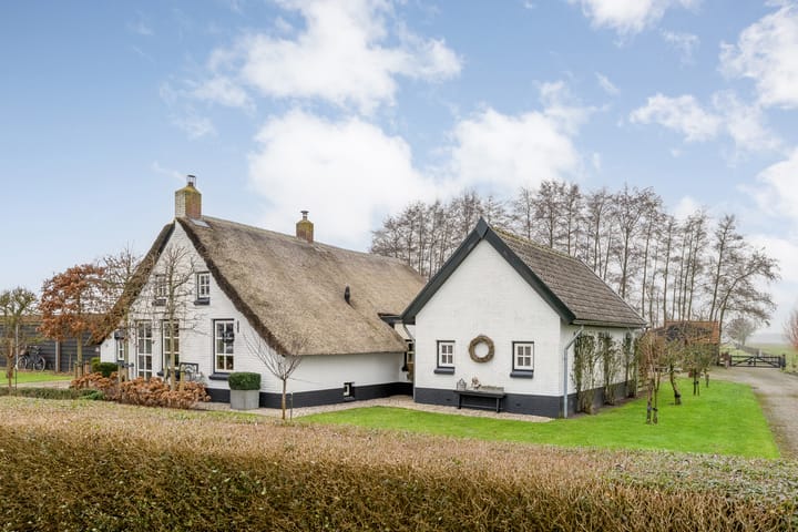 Photo 2 of Sponturfwijk 28