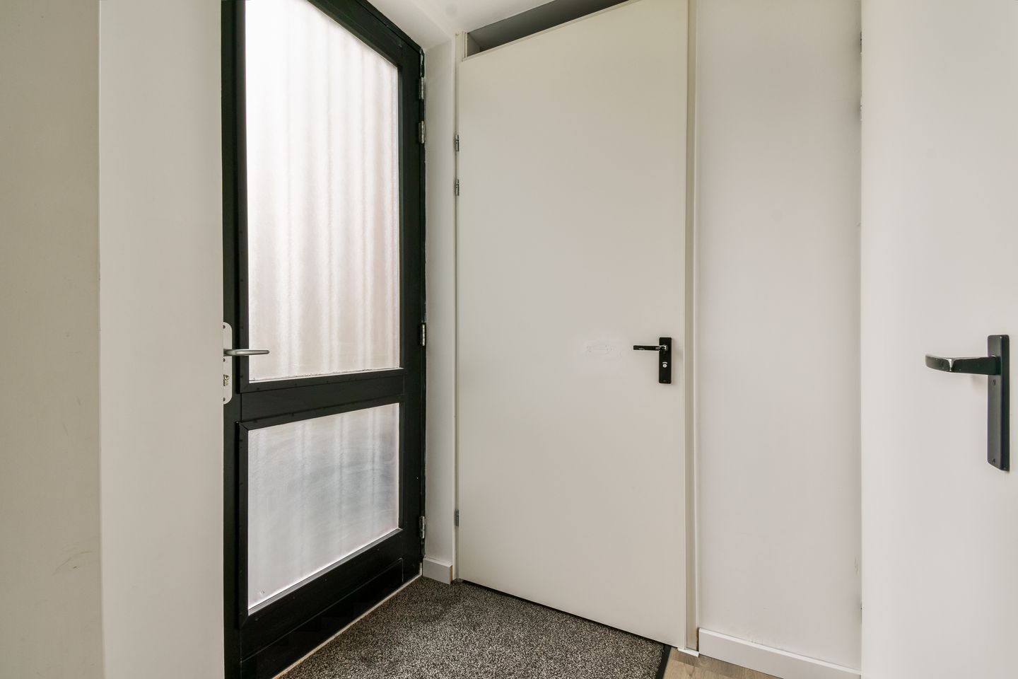 Photo 4 of Waterlandplein 20-A