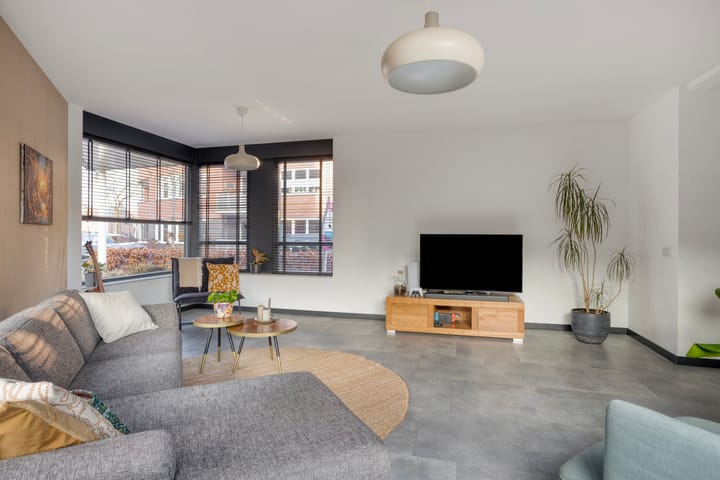 Photo 3 of Ambonstraat 2