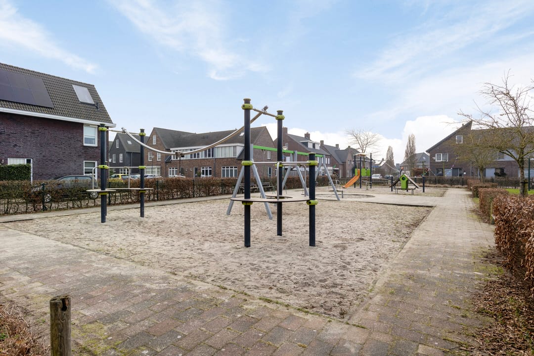 Foto 31 van Julianastraat 82