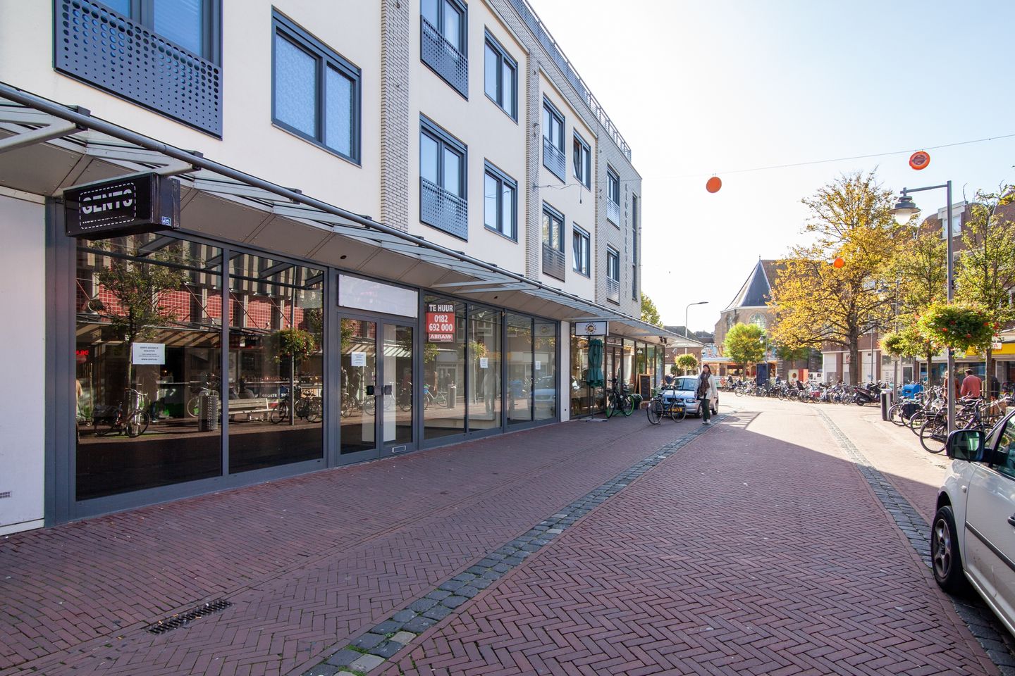 Bekijk foto 2 van Agnietenstraat 6