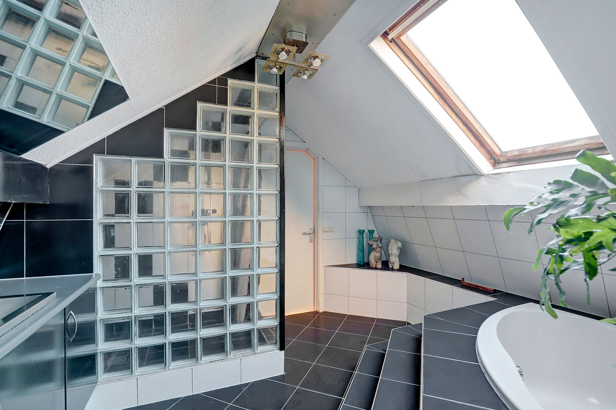 Foto 54 van Tuinstraat 40