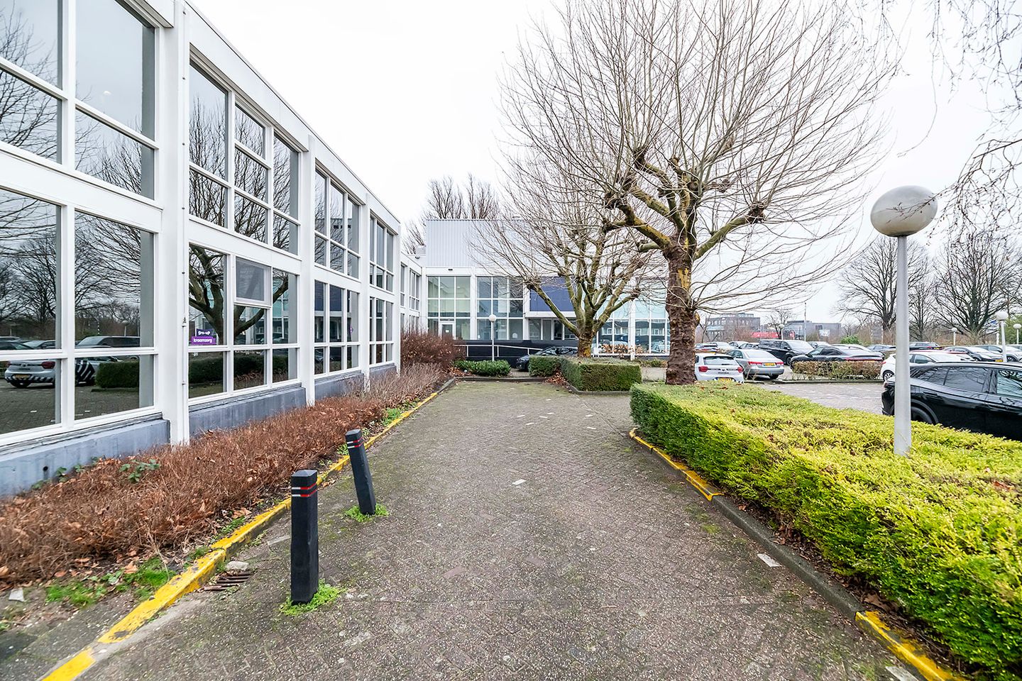 Bekijk foto 3 van Vliegveldweg 65