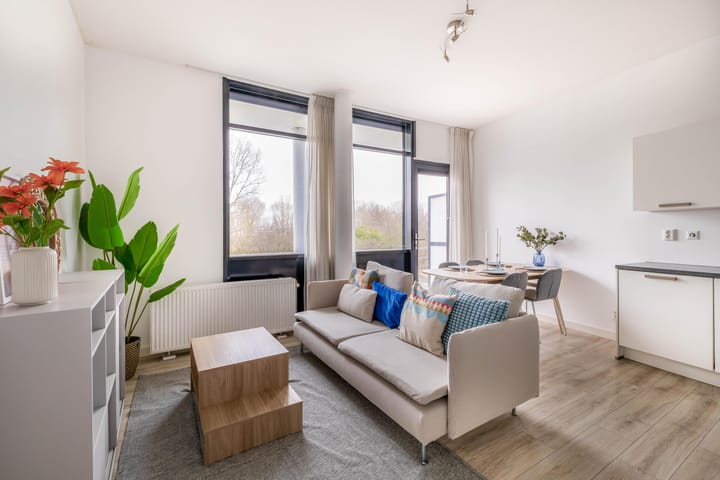 Foto 2 van Teylersplein 2-B10