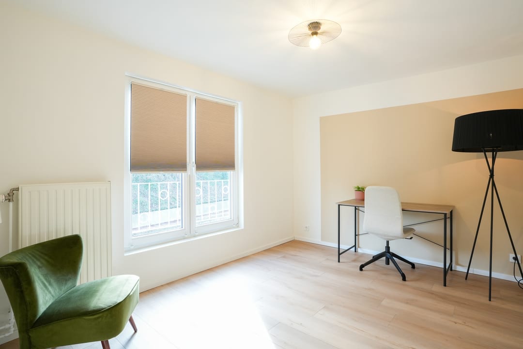 Photo 22 of Landsraderweg 4