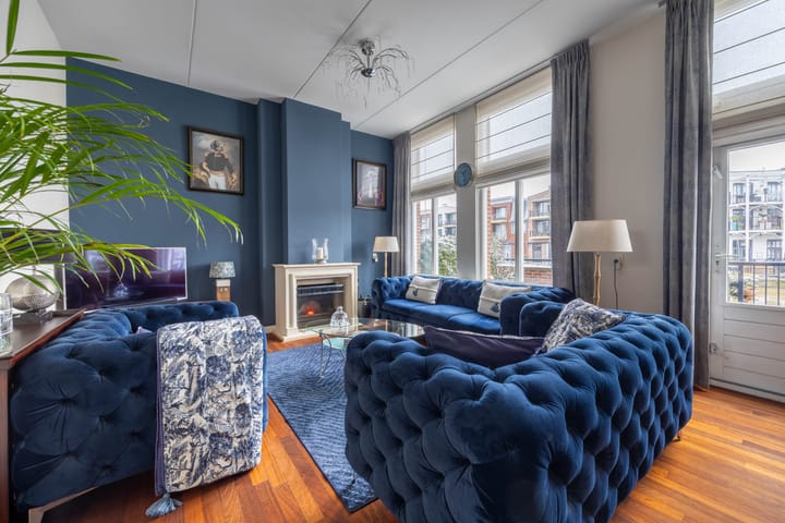 Photo 3 of Curaçaostraat 8